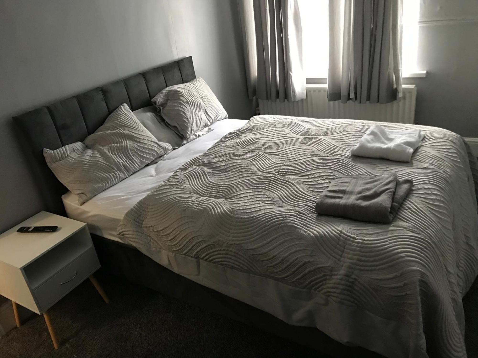Rose Cottage Типтън Екстериор снимка