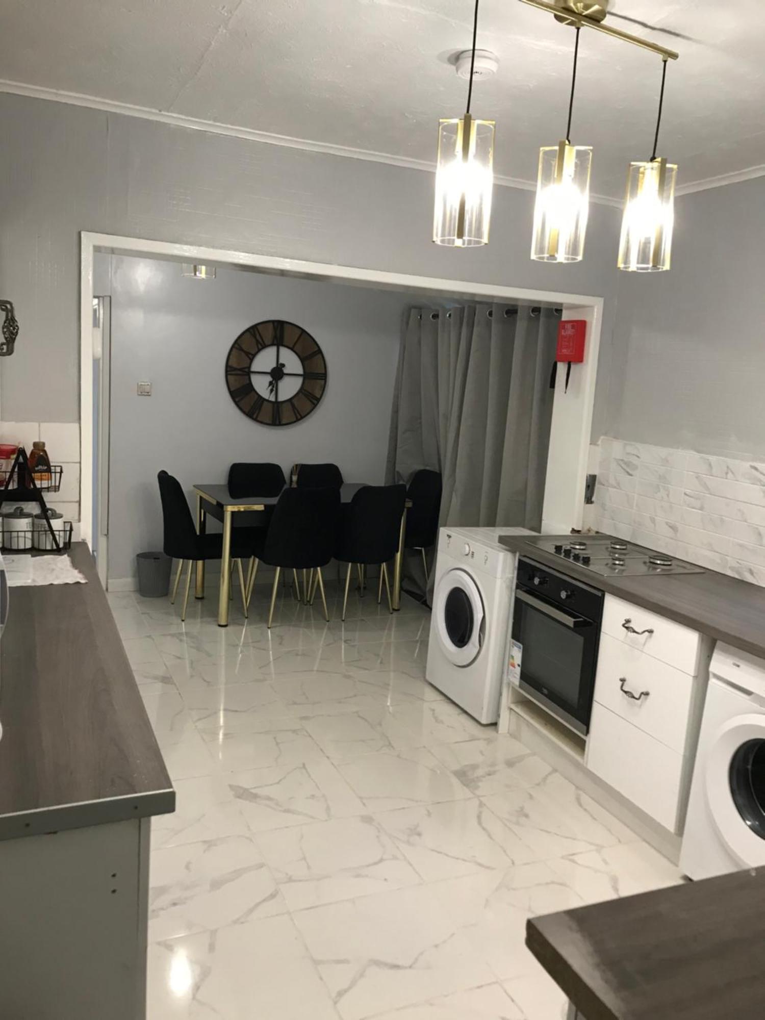 Rose Cottage Типтън Екстериор снимка