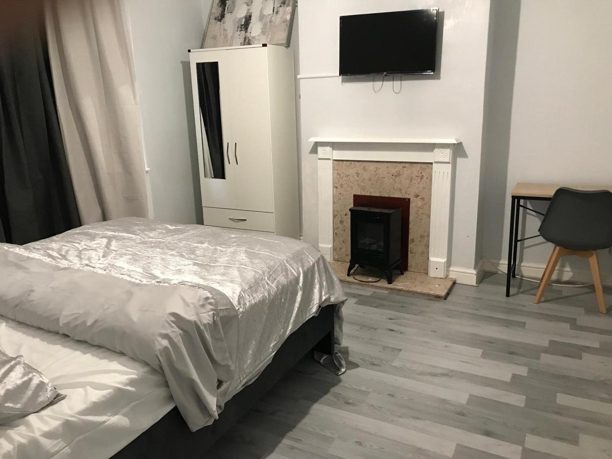 Rose Cottage Типтън Екстериор снимка